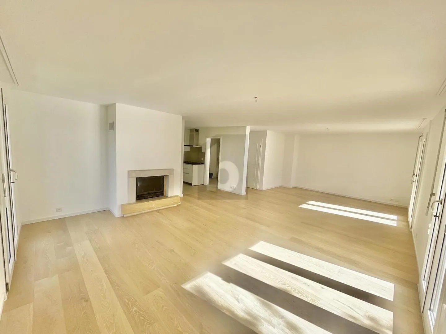 Reihenhaus 5.5 Zimmer - Foto 3 von 6