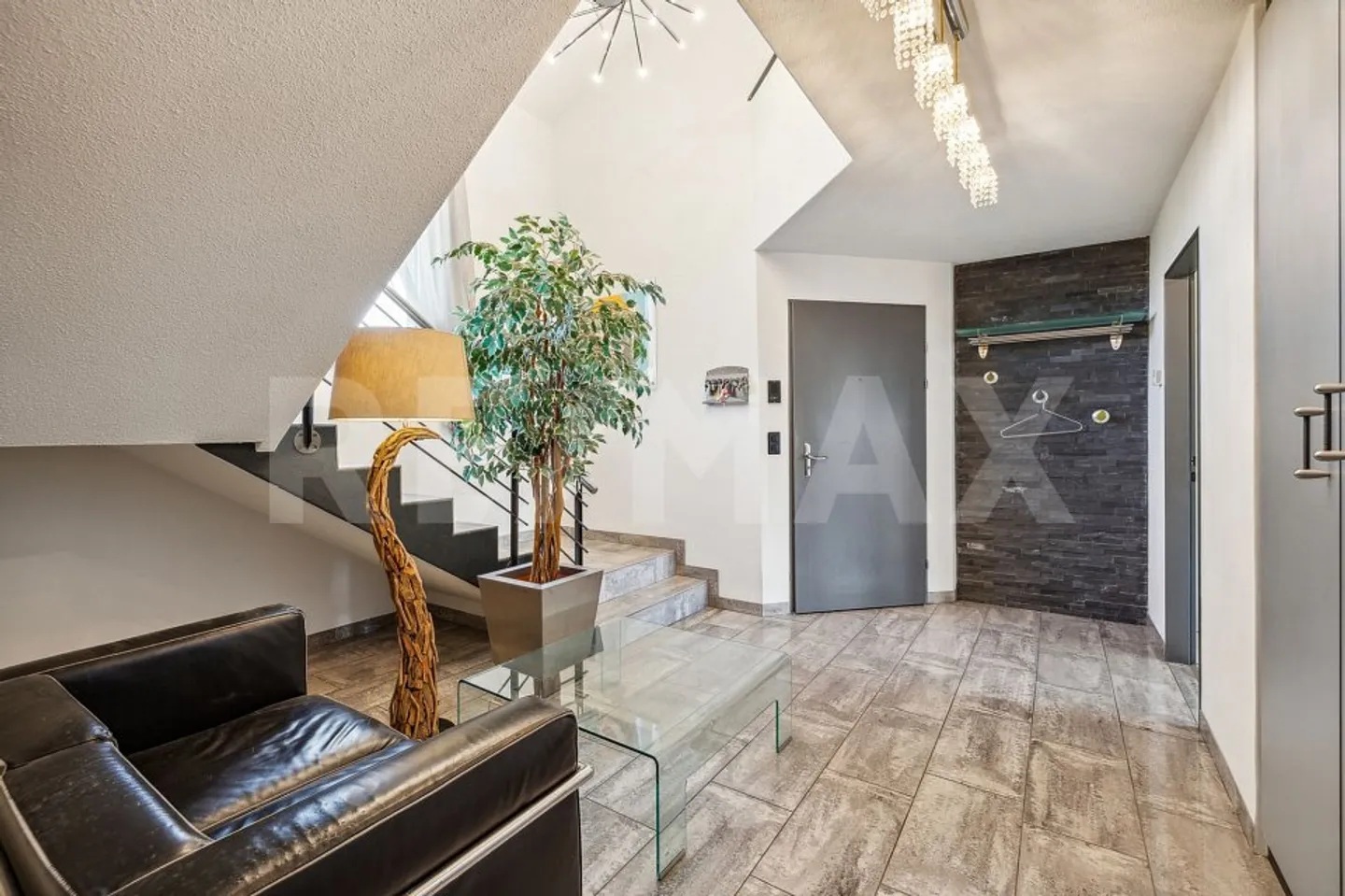 Appartamento maisonette 4 ½ camere con molto fascino e vista panoramica - Foto 8 di 13