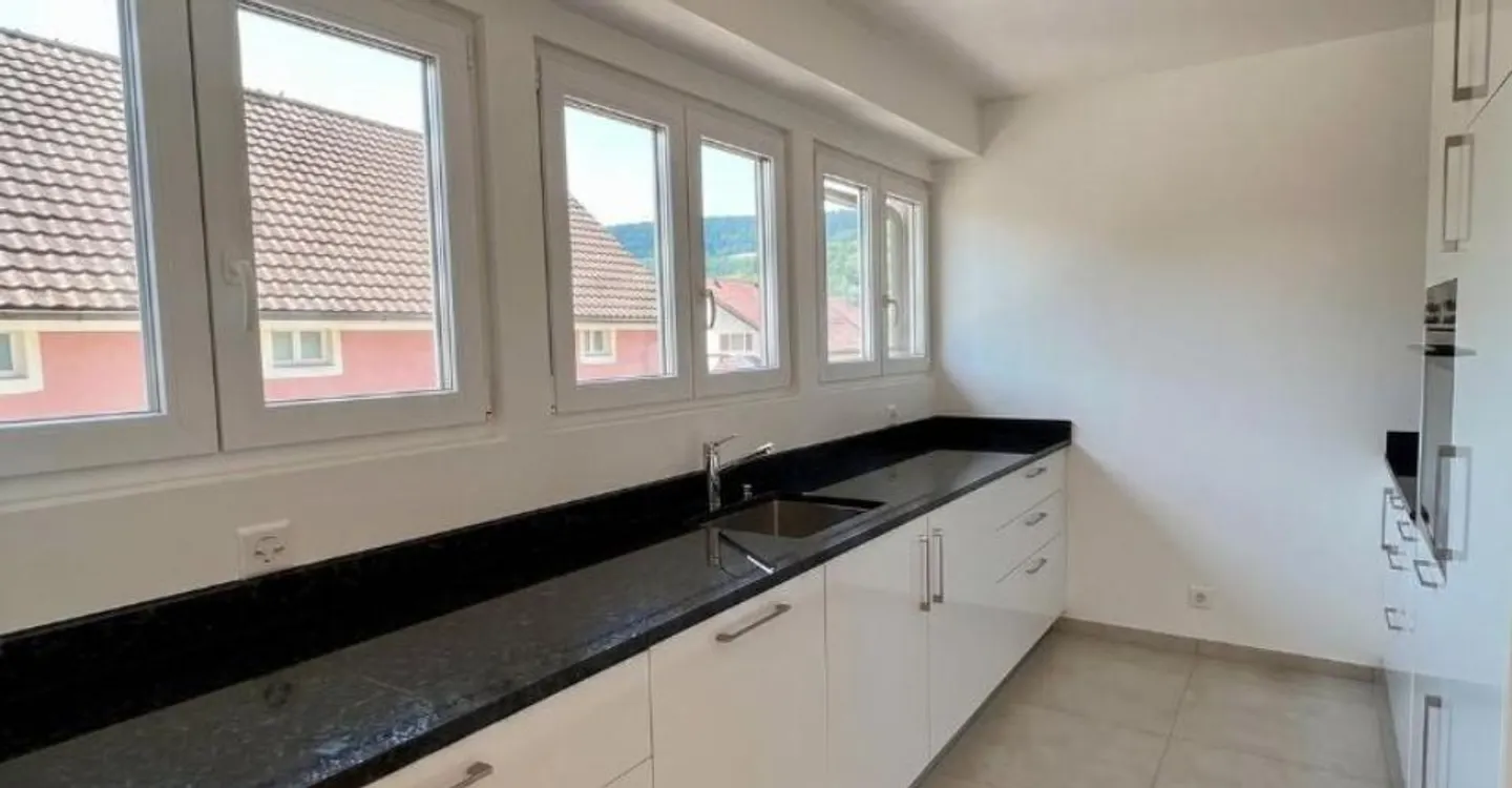 Appartamento D - 2,5 locali con balcone e soppalco a Couvet - Foto 4 di 8