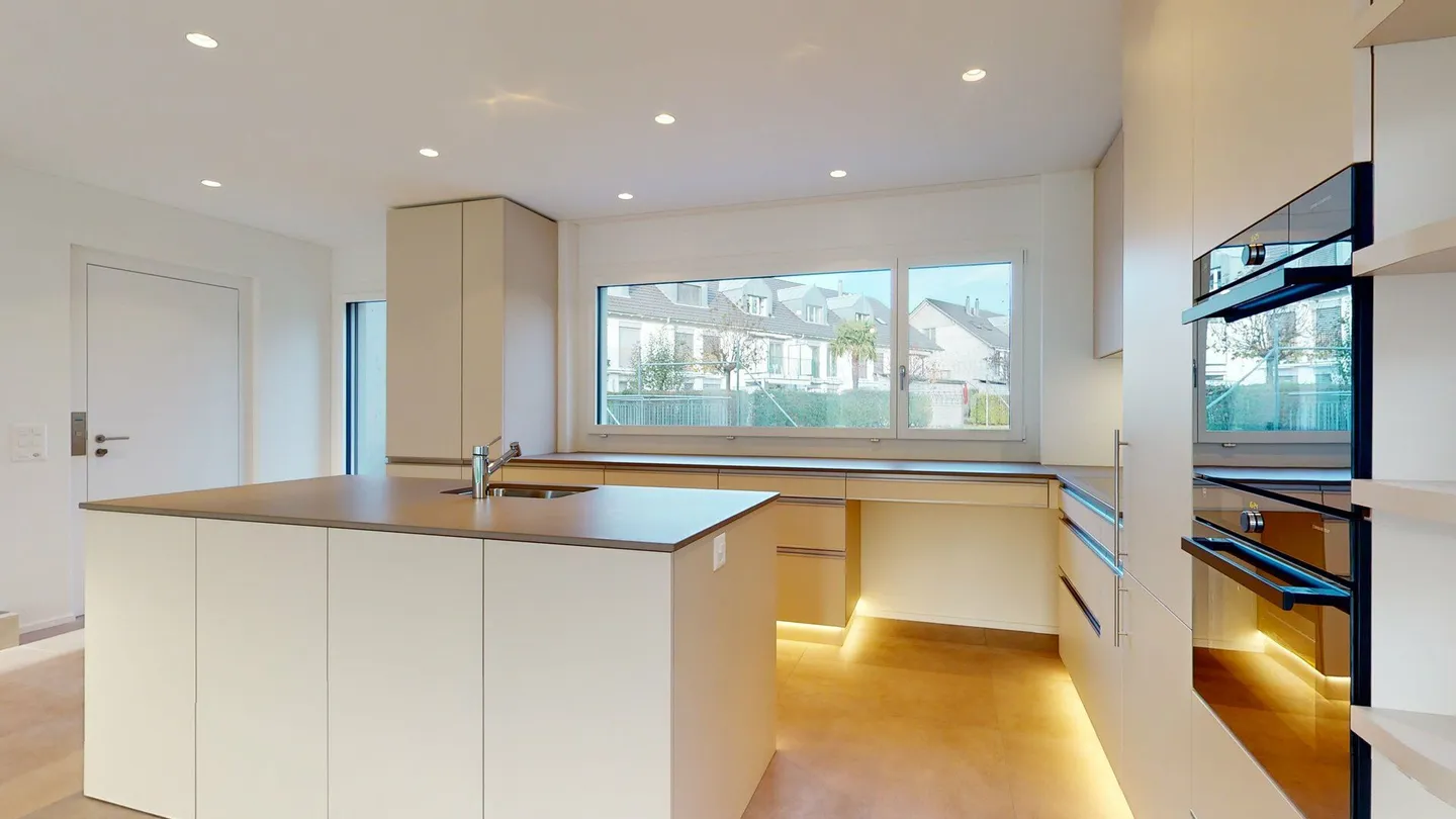 THE ONE - Esclusivo appartamento duplex di 4,5 locali con ufficio e giardino a Baar - Foto 7 di 11