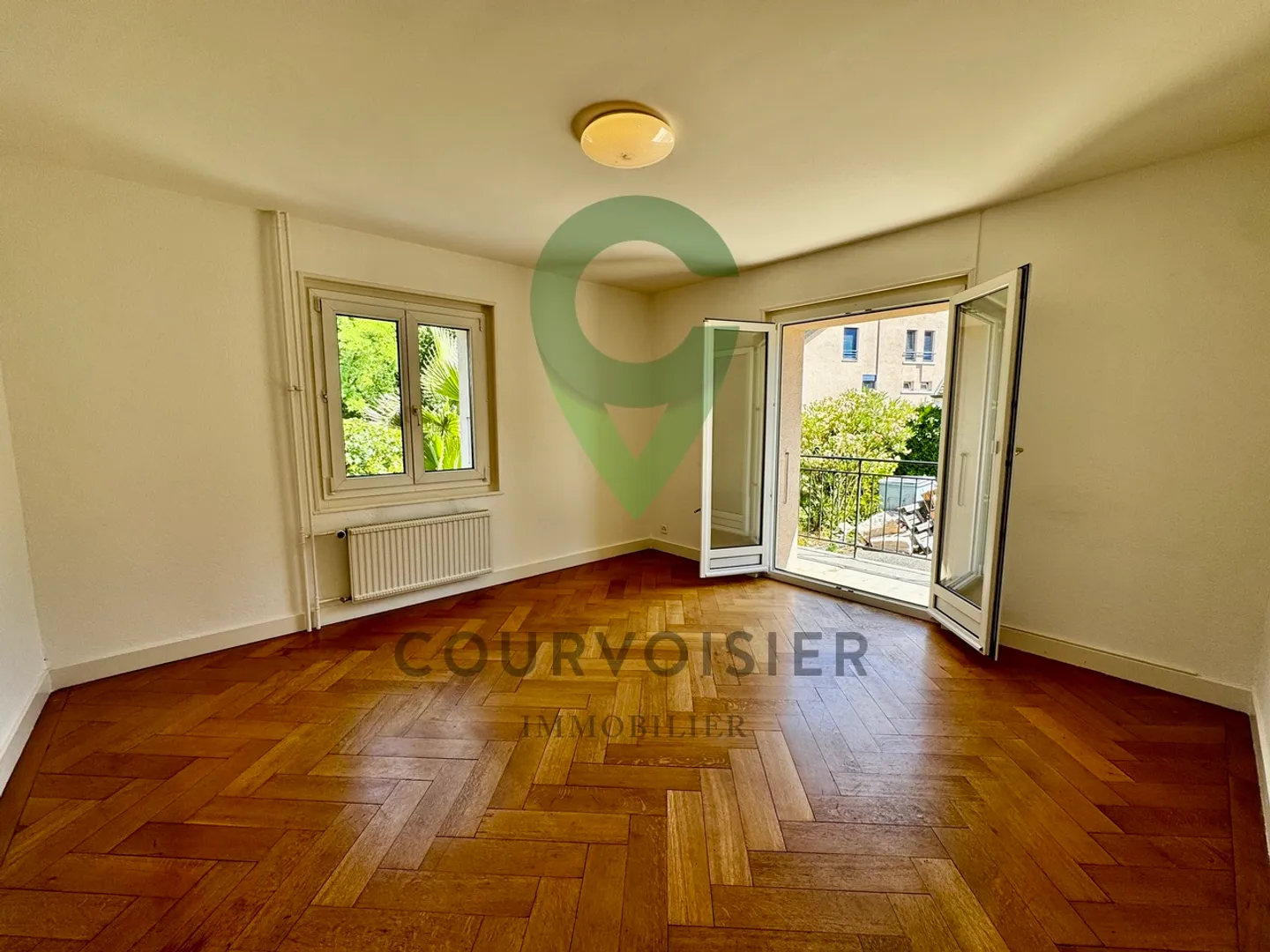 For rent now - 4.5 room apartment with balcony - Photo 2 of 5