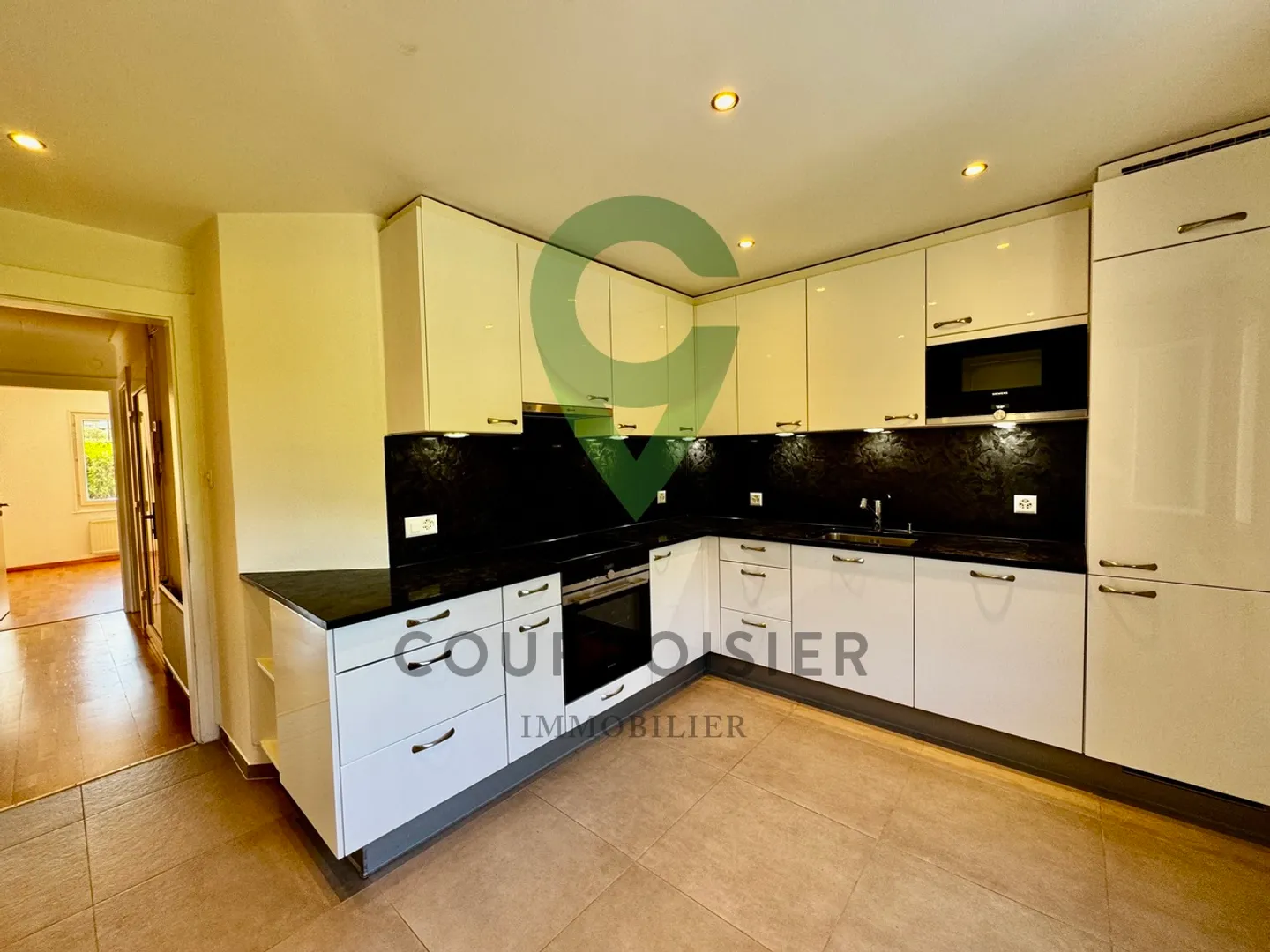 For rent now - 4.5 room apartment with balcony - Photo 5 of 5