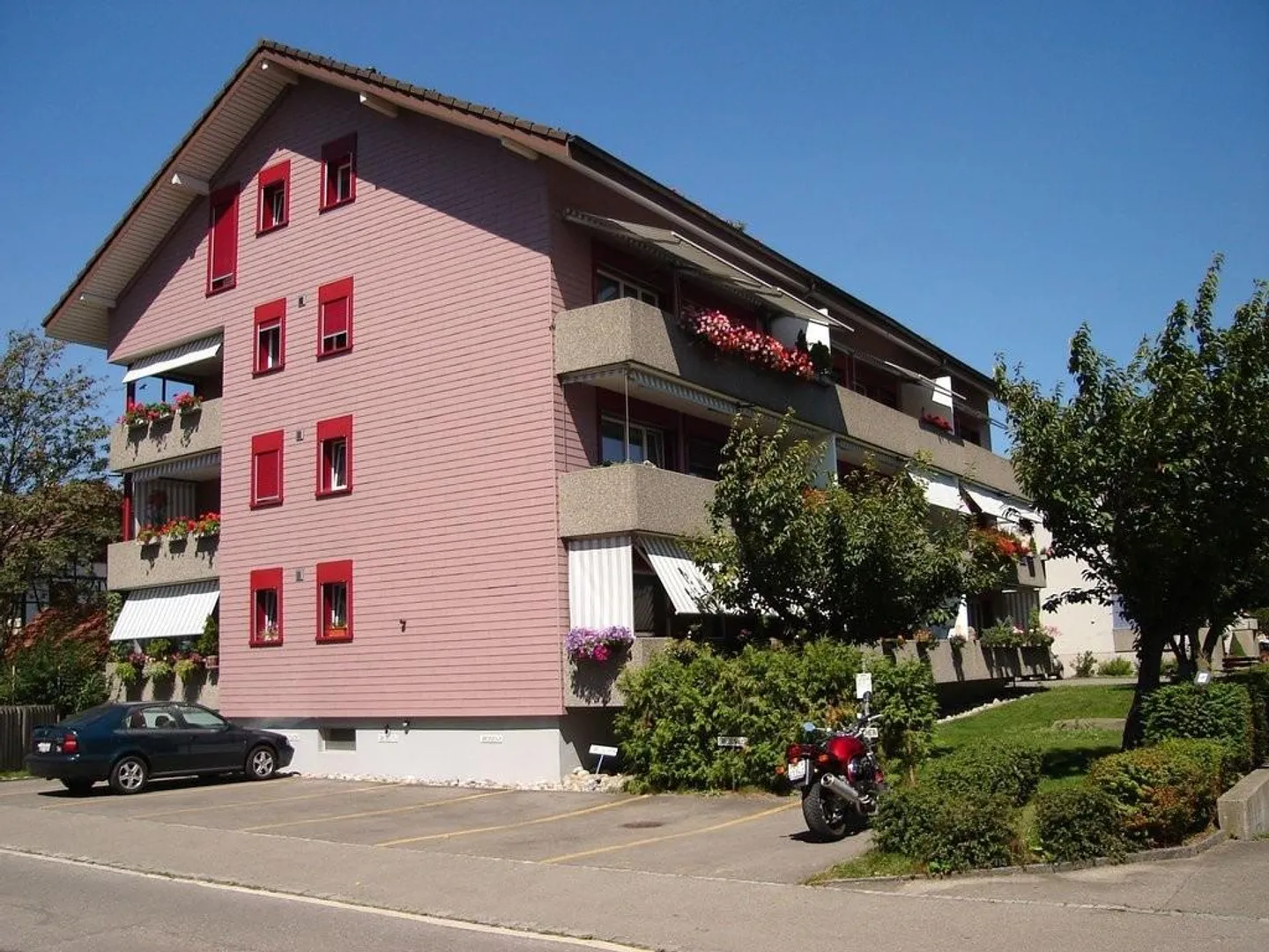 Appartement moderne de 4 pièces ! - Photo 1 sur 7