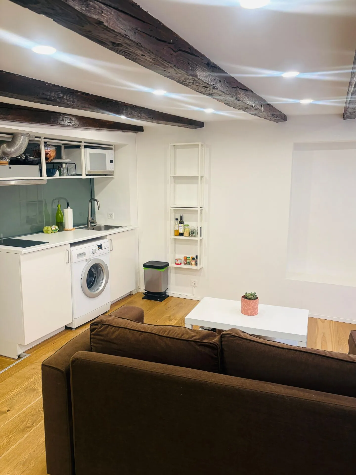 Charming furnished studio located in Aubonne - Photo 3 of 11