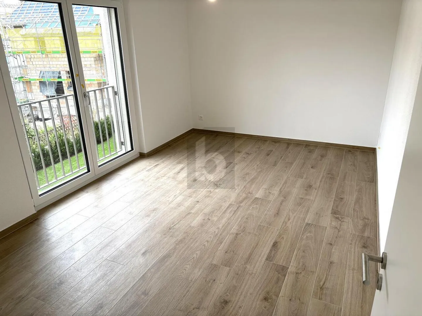 2.5 Room Apartment - Photo 3 of 6