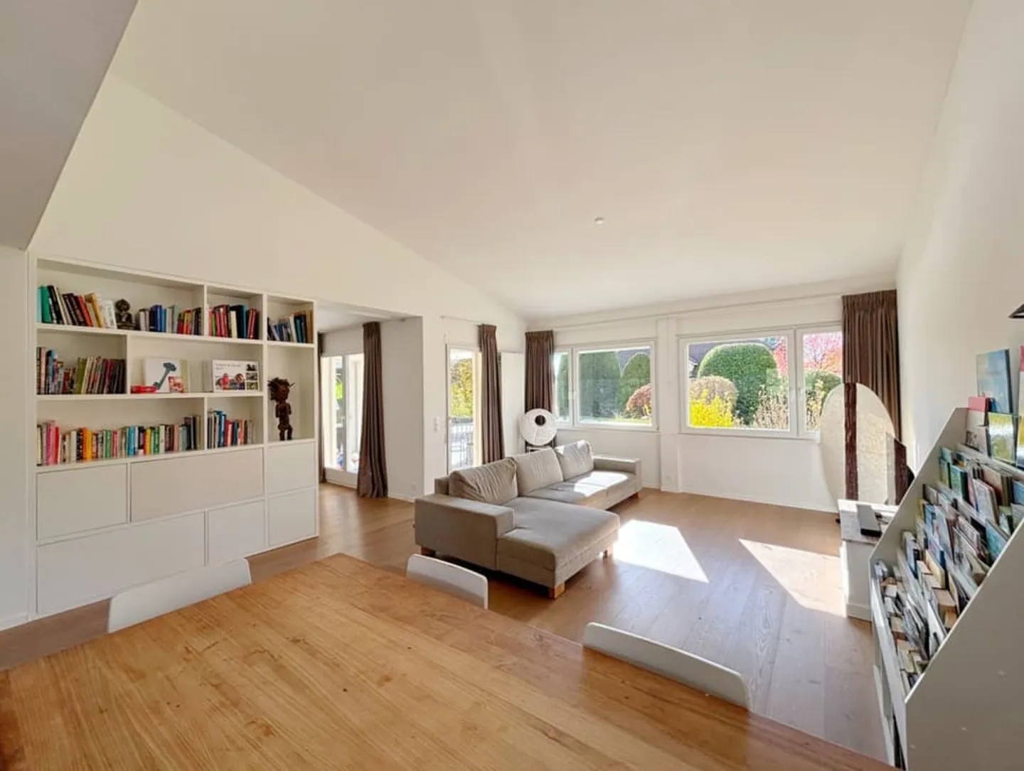 Magnificent villa 6p / 4 bedrooms + office / Garden with pool - Photo 3 of 7