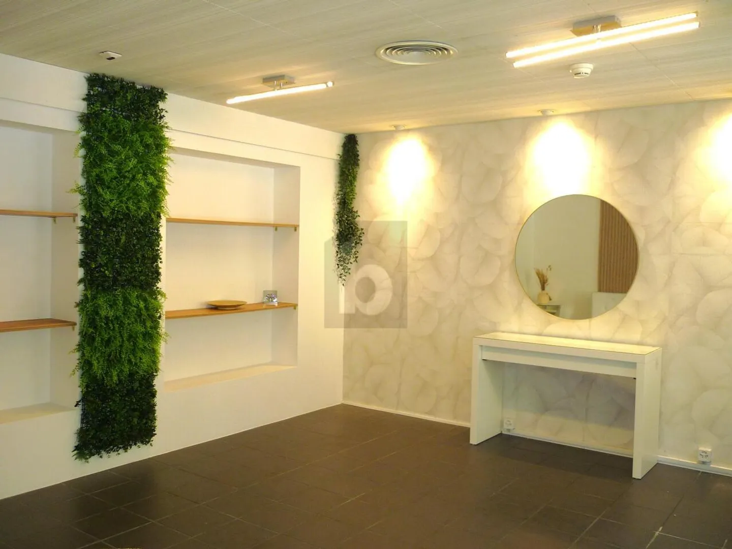 UFFICIO DI CURA E BENESSERE BEN SITUATO! - Foto 4 di 6