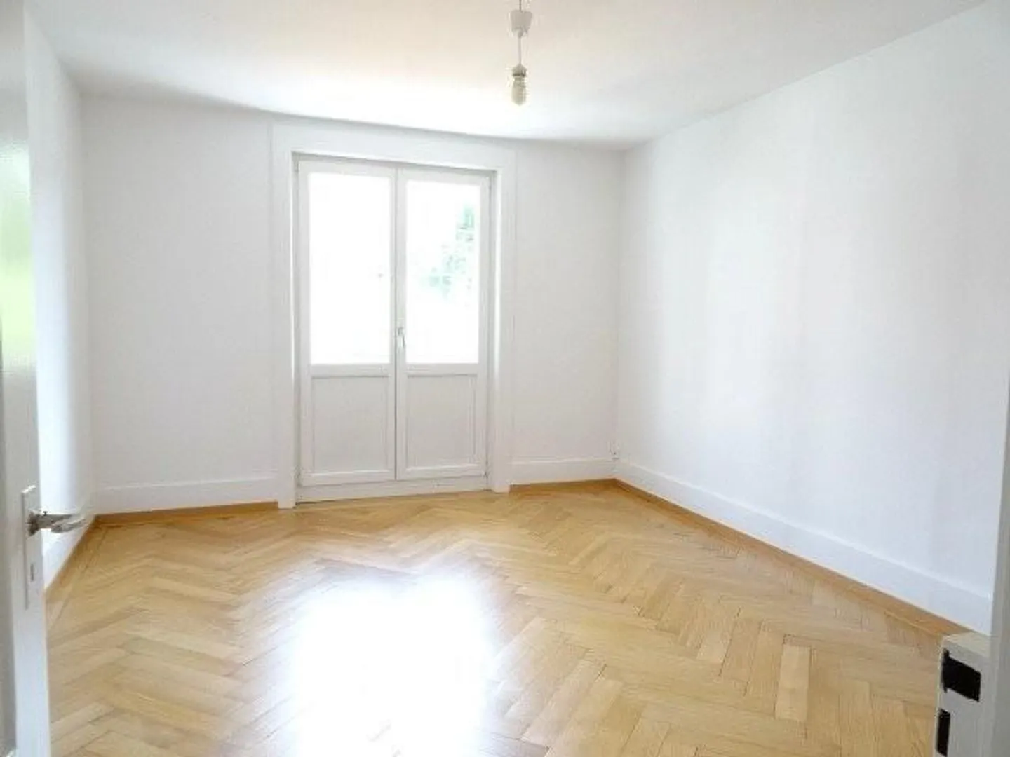 Au cœur de Länggasse : appartement de 3 pièces de 76 m2 au 4ème étage - Photo 4 sur 9