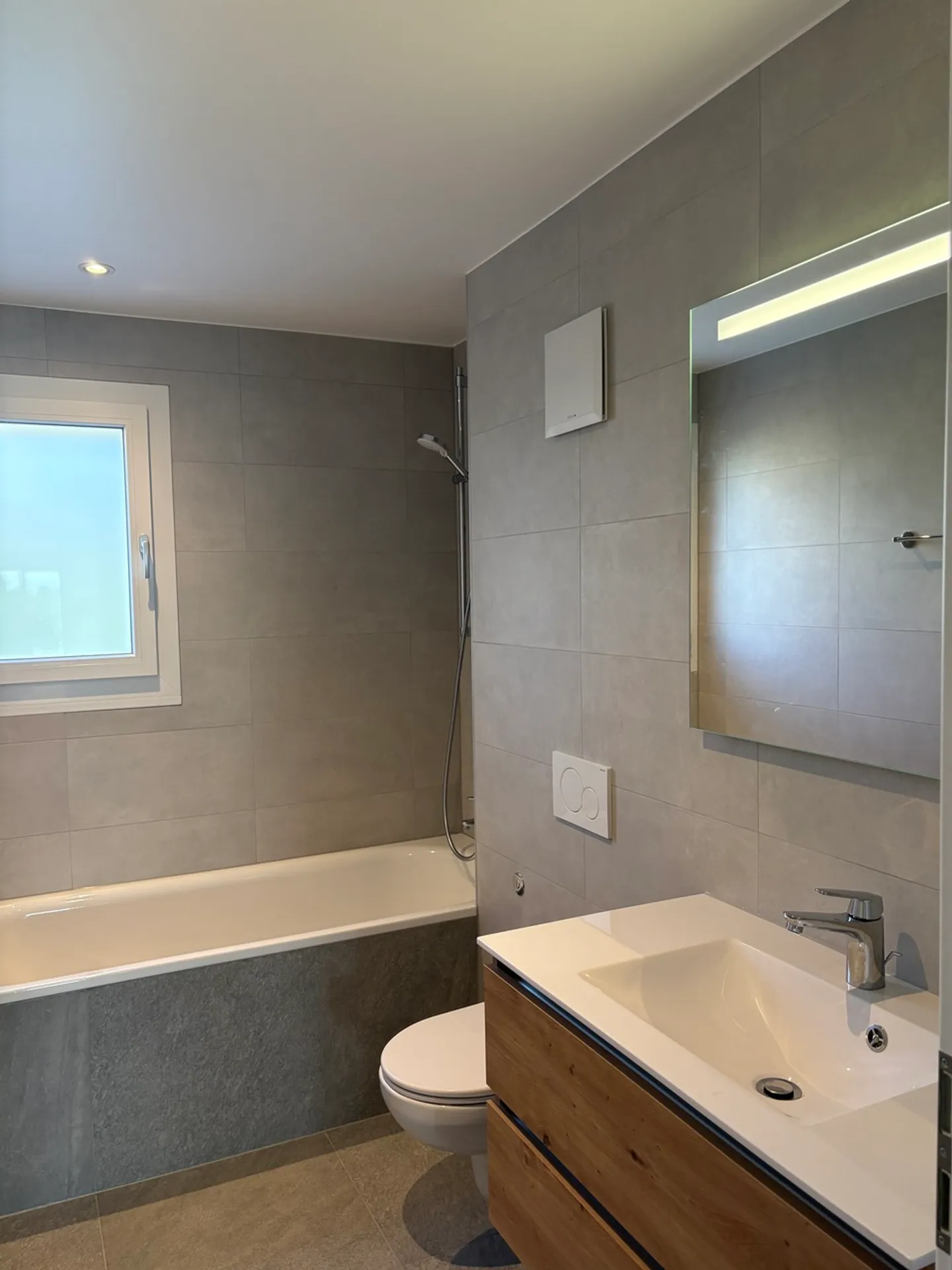 Apartment for rent - Photo 8 of 12