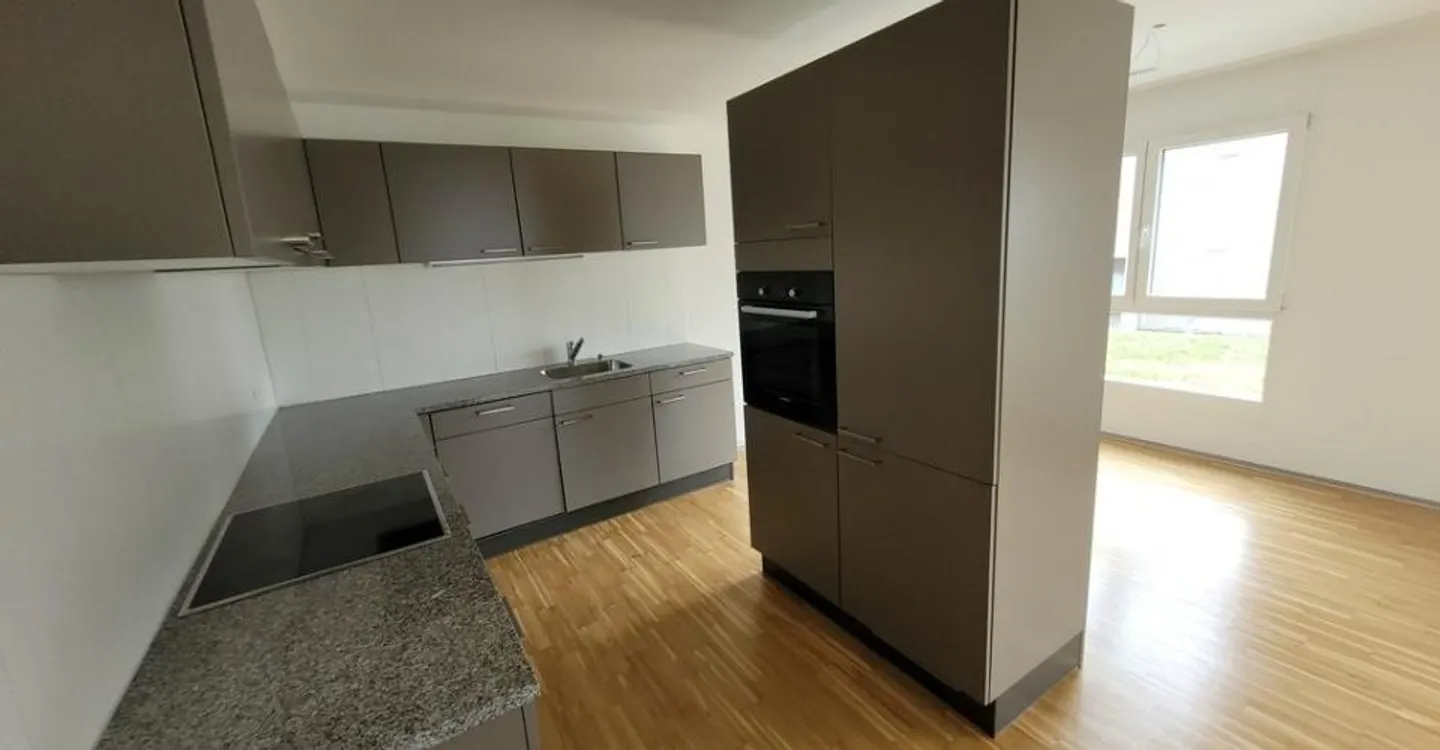 Living in a quiet and child-friendly location - Photo 4 of 7