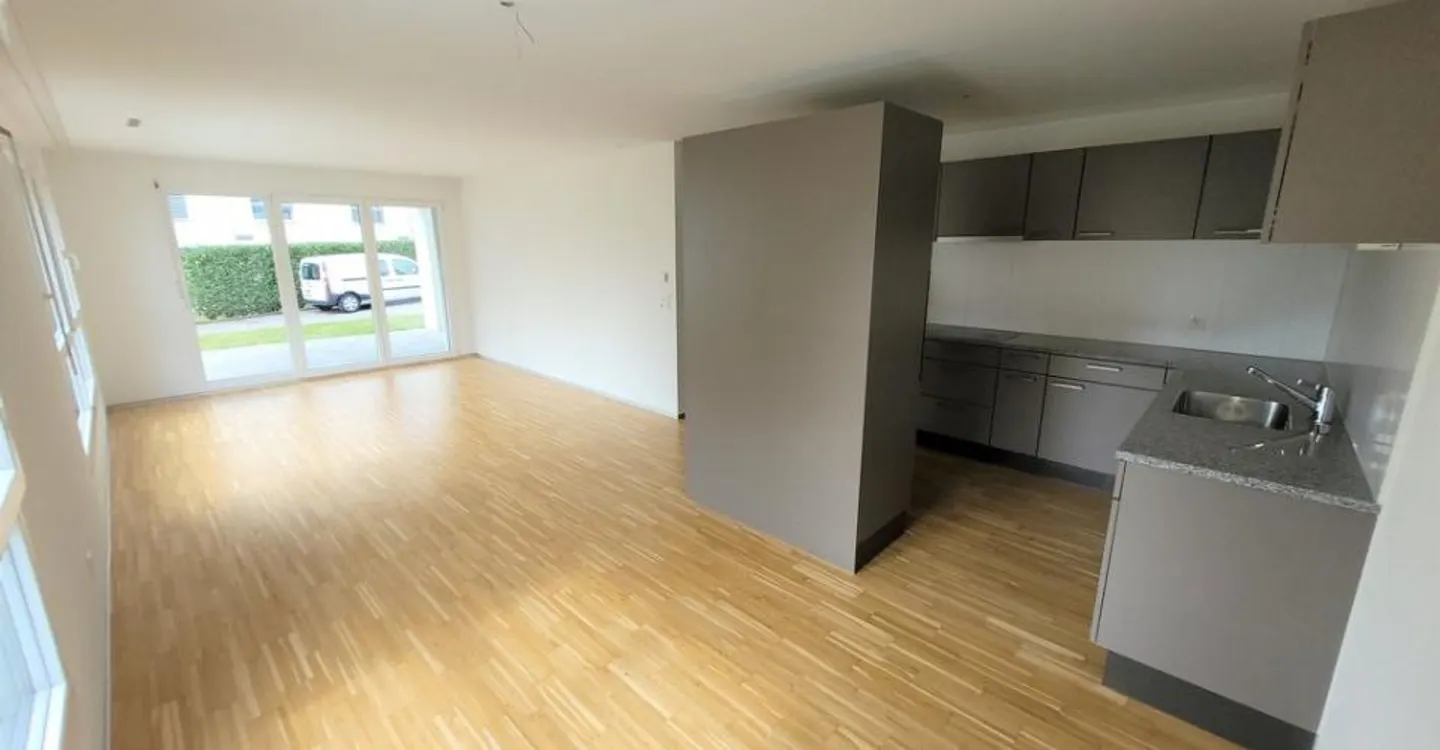Living in a quiet and child-friendly location - Photo 2 of 7