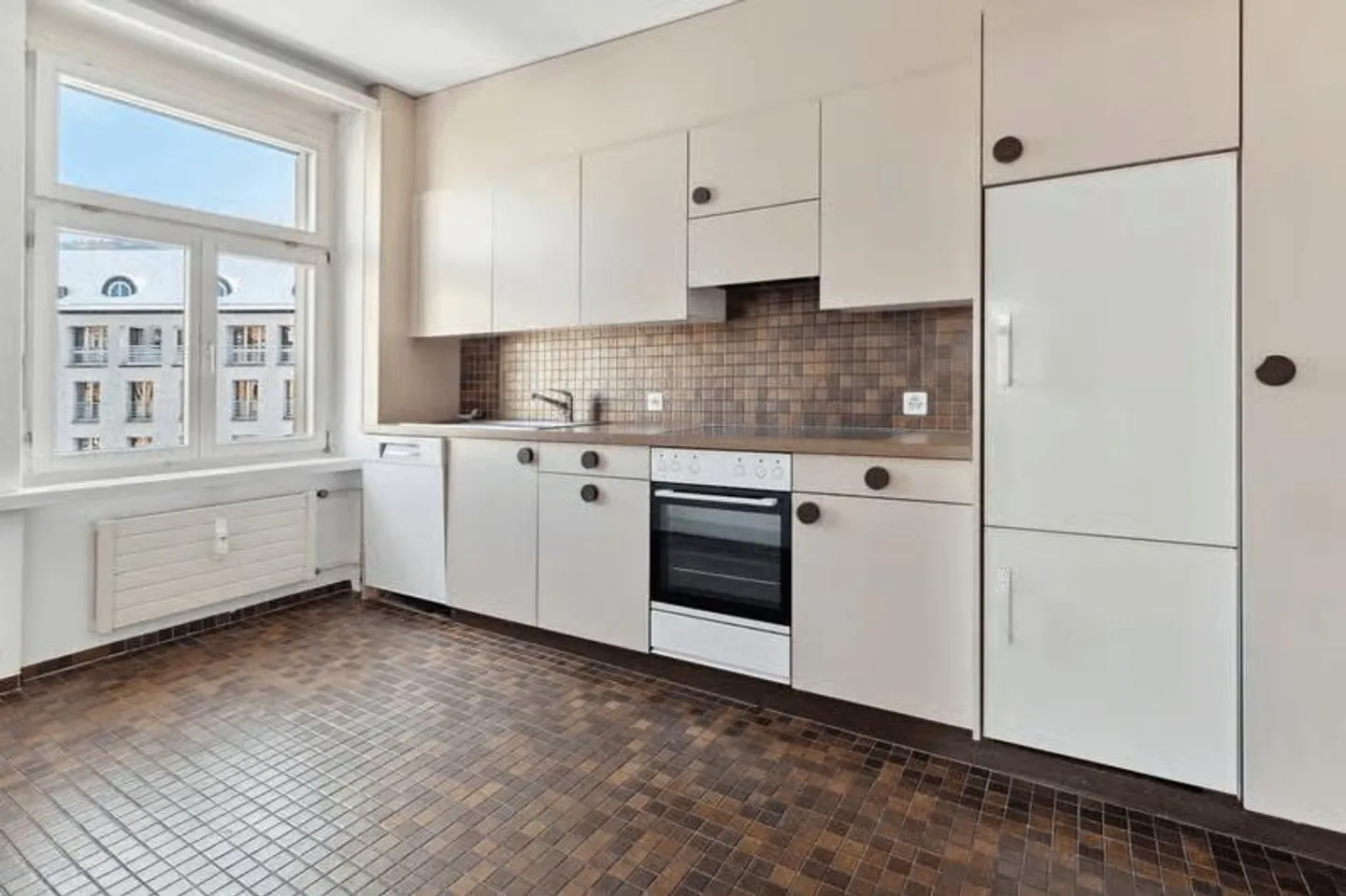 Immeuble résidentiel et commercial au centre de Saint-Gall - Photo 6 sur 9