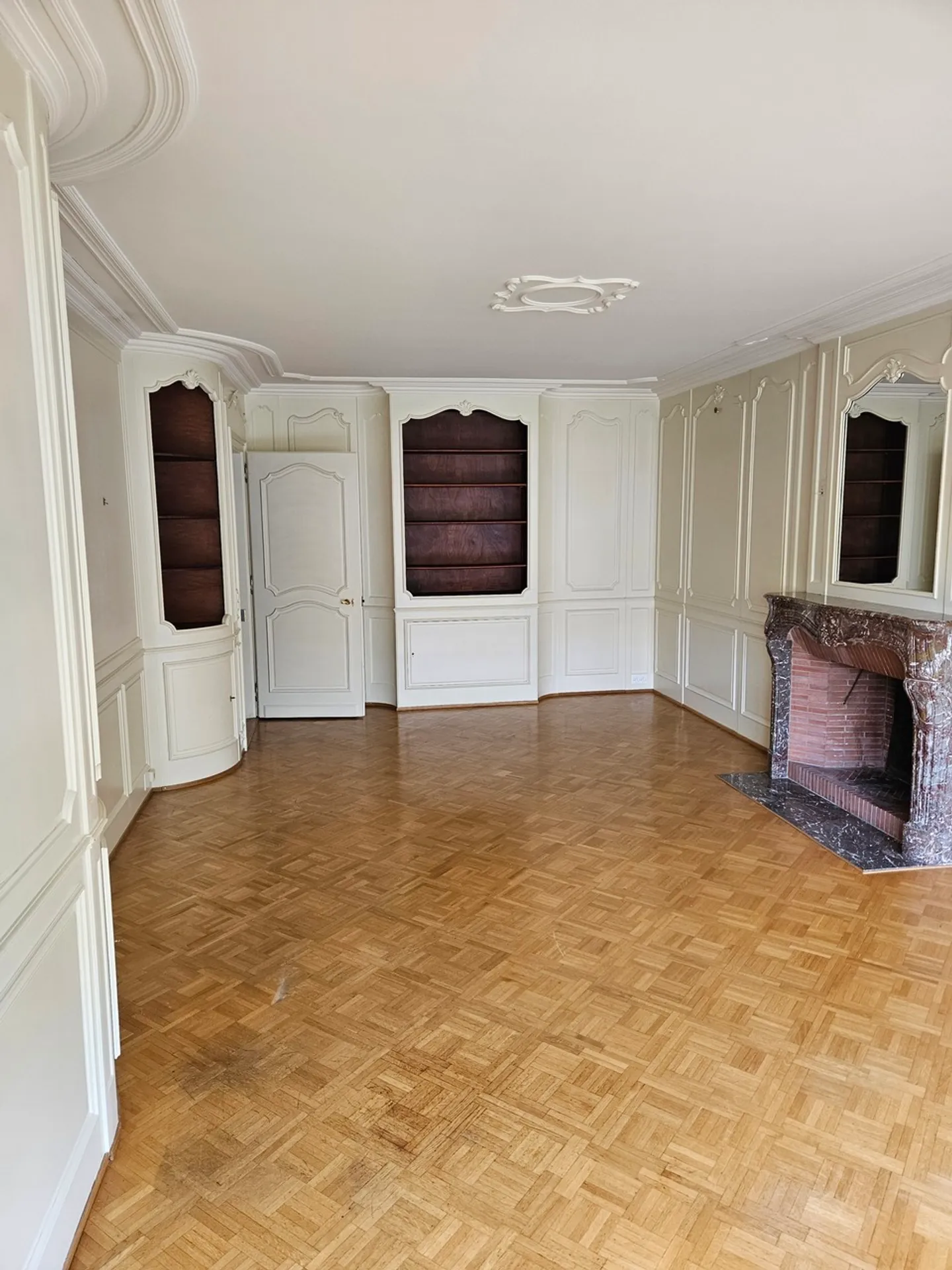 Appartement Charmant à Florissant - Photo 4 sur 11