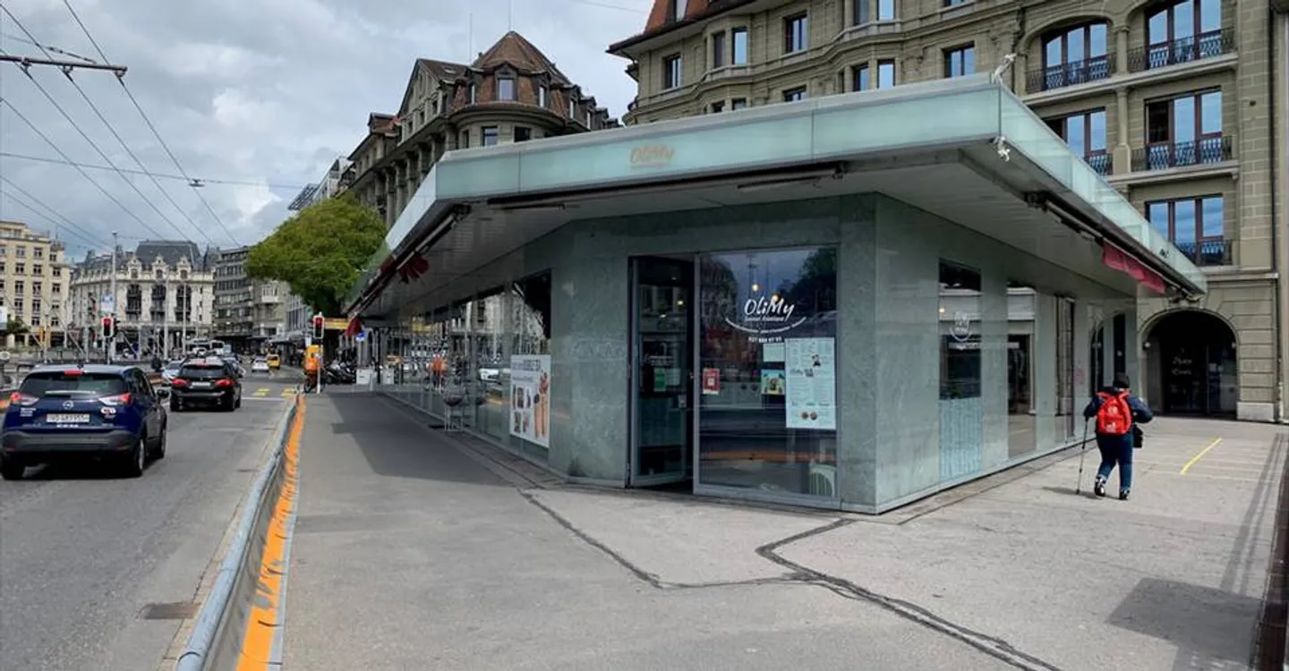 Immeuble mixte à louer - Photo 2 sur 3