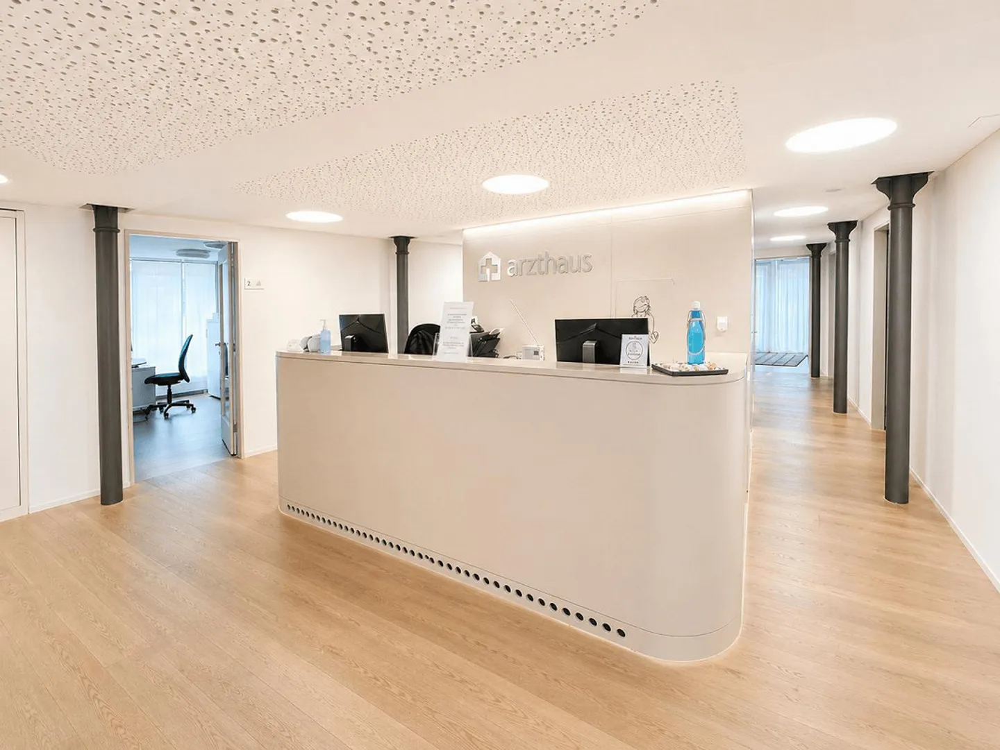 Immeuble résidentiel et commercial au centre de Saint-Gall - Photo 8 sur 9