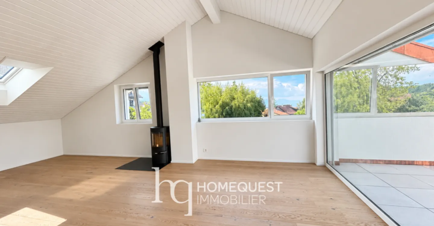 Magnificent new apartment in the attic with lake view - Photo 1 of 5