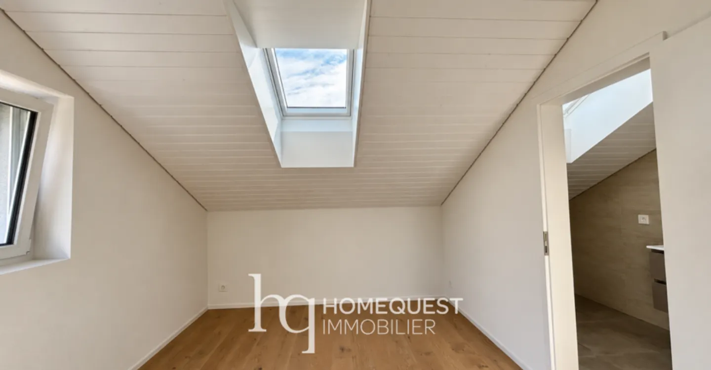 Magnificent new apartment in the attic with lake view - Photo 3 of 5