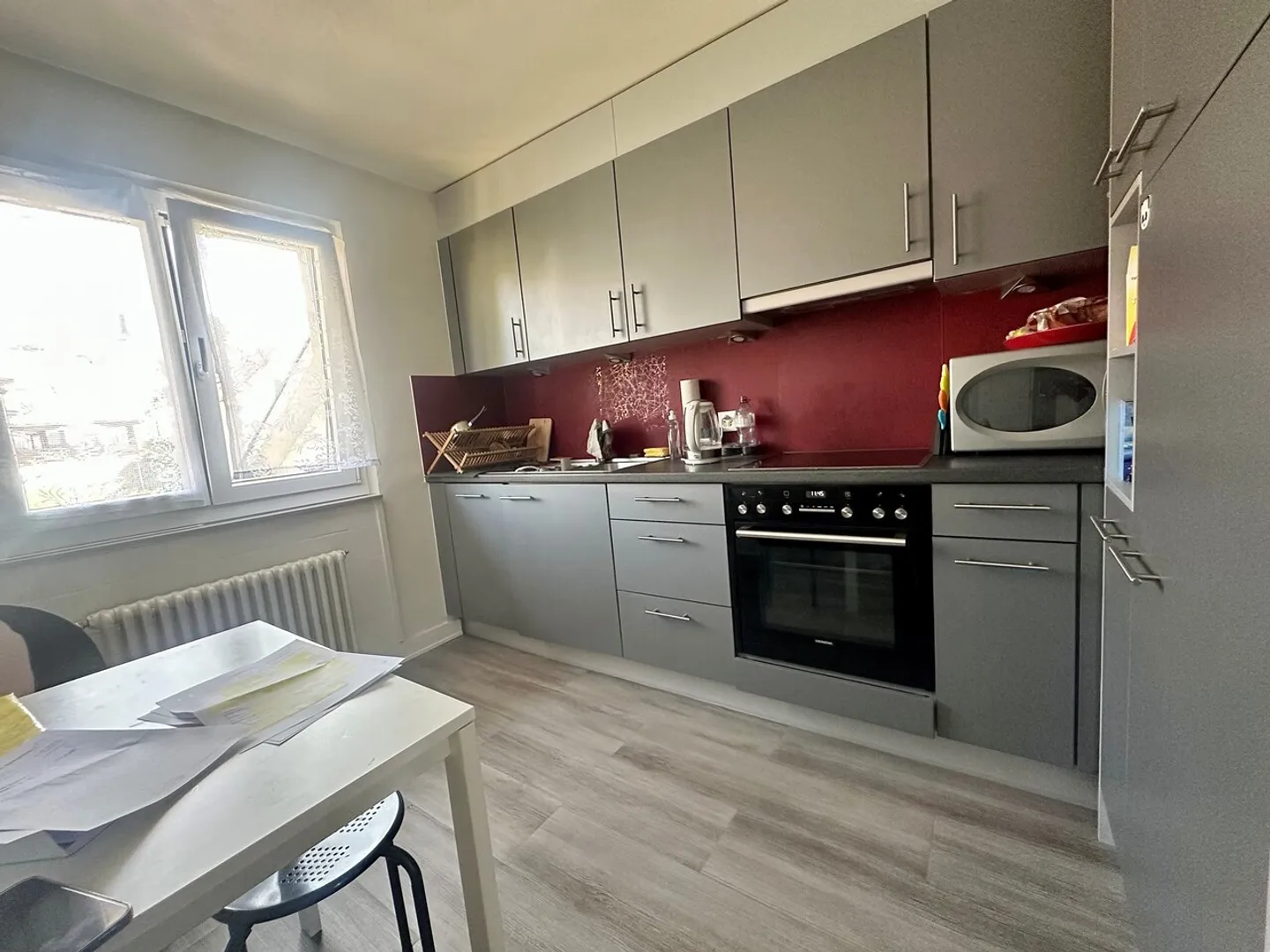 Appartamento con 3,5 stanze e una vista magnifica sul lago - Foto 4 di 4