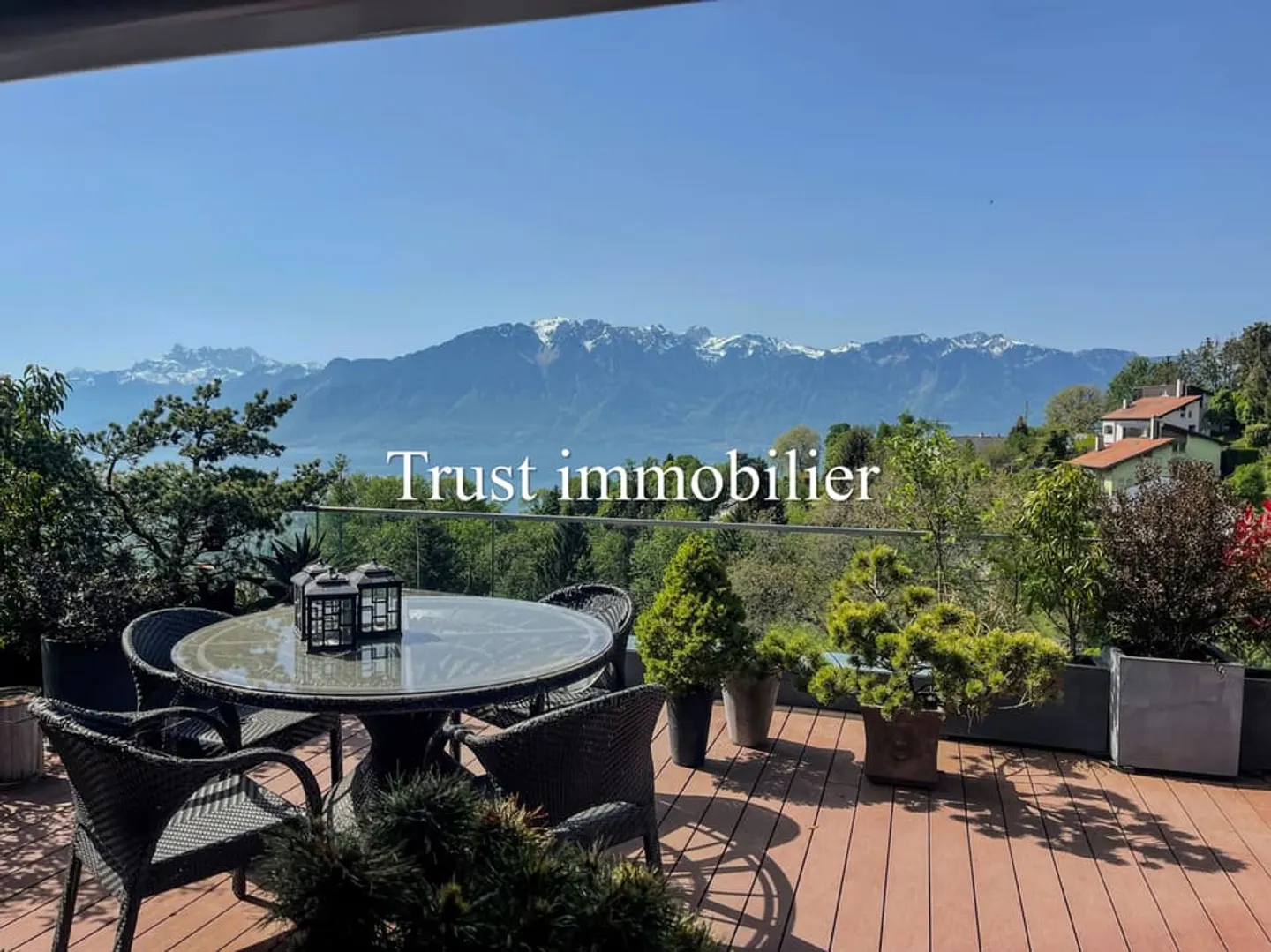 5058.EG Spacieux duplex - Vue panoramique lac et montagnes, Vevey - Photo 3 sur 13
