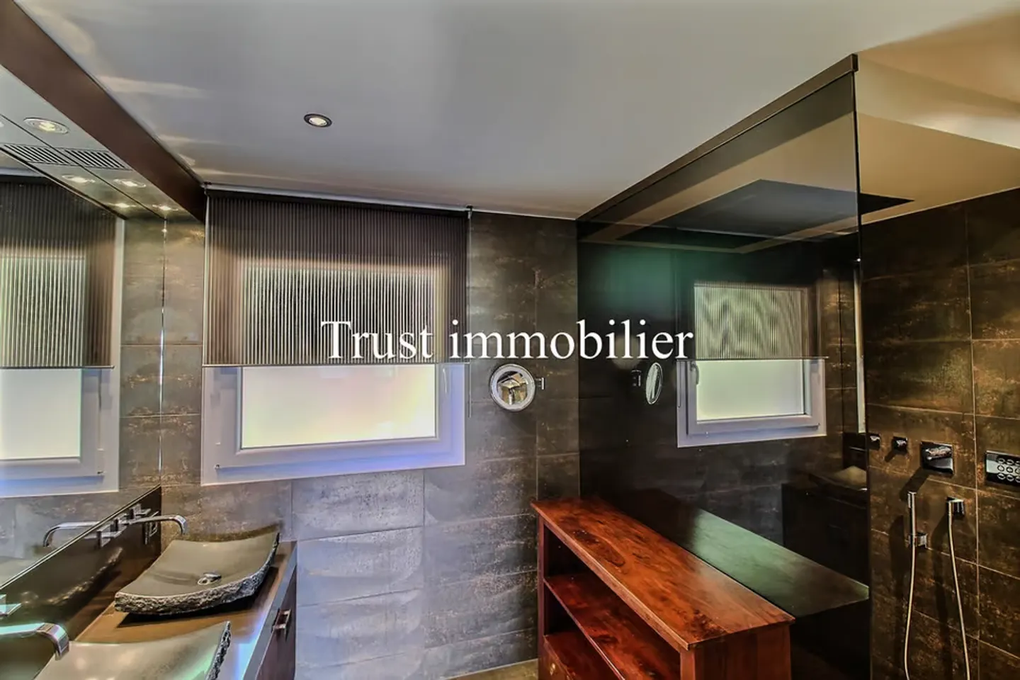 5058.EG Spacieux duplex - Vue panoramique lac et montagnes, Vevey - Photo 10 sur 13