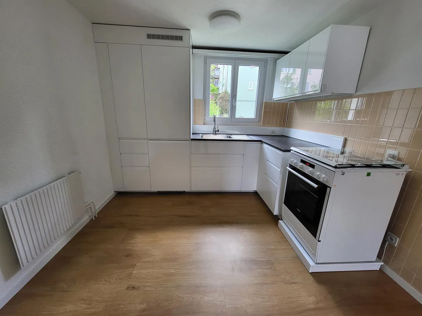 Central 2-Room Apartment - Photo 1 of 11