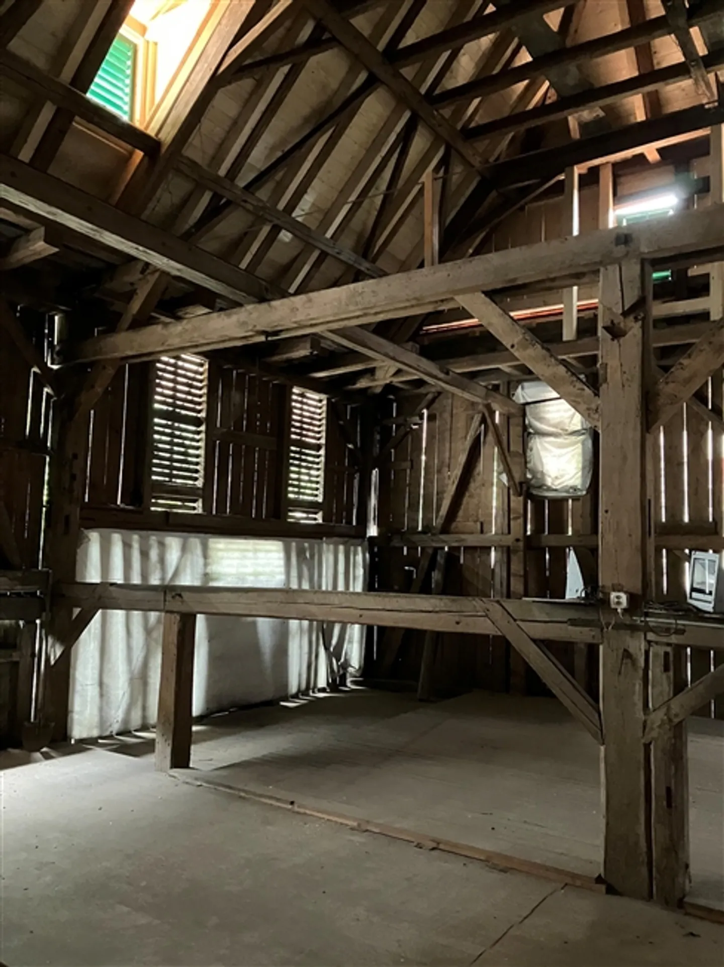 Espace de stockage à louer - Photo 2 sur 8