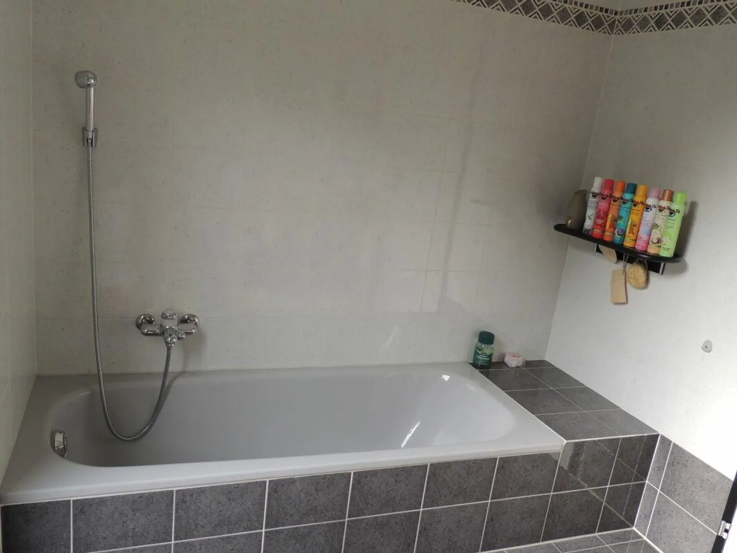 EINFAMILIENHAUS MIT GARTEN IM GRÜNEN - Foto 23 von 30