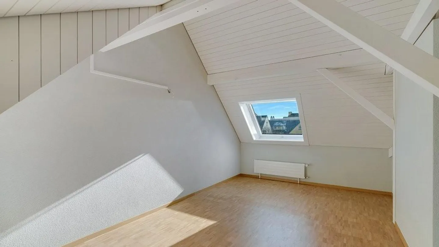 RENT WITHOUT DEPOSIT - Spacious Maisonette Apartment in the Green - Photo 5 of 10