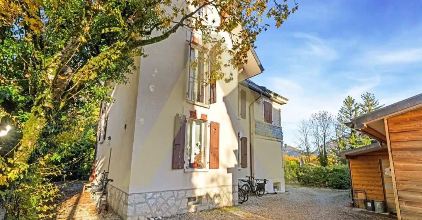 Charmantes Haus mit Renovierungspotenzial - Foto 7 von 13