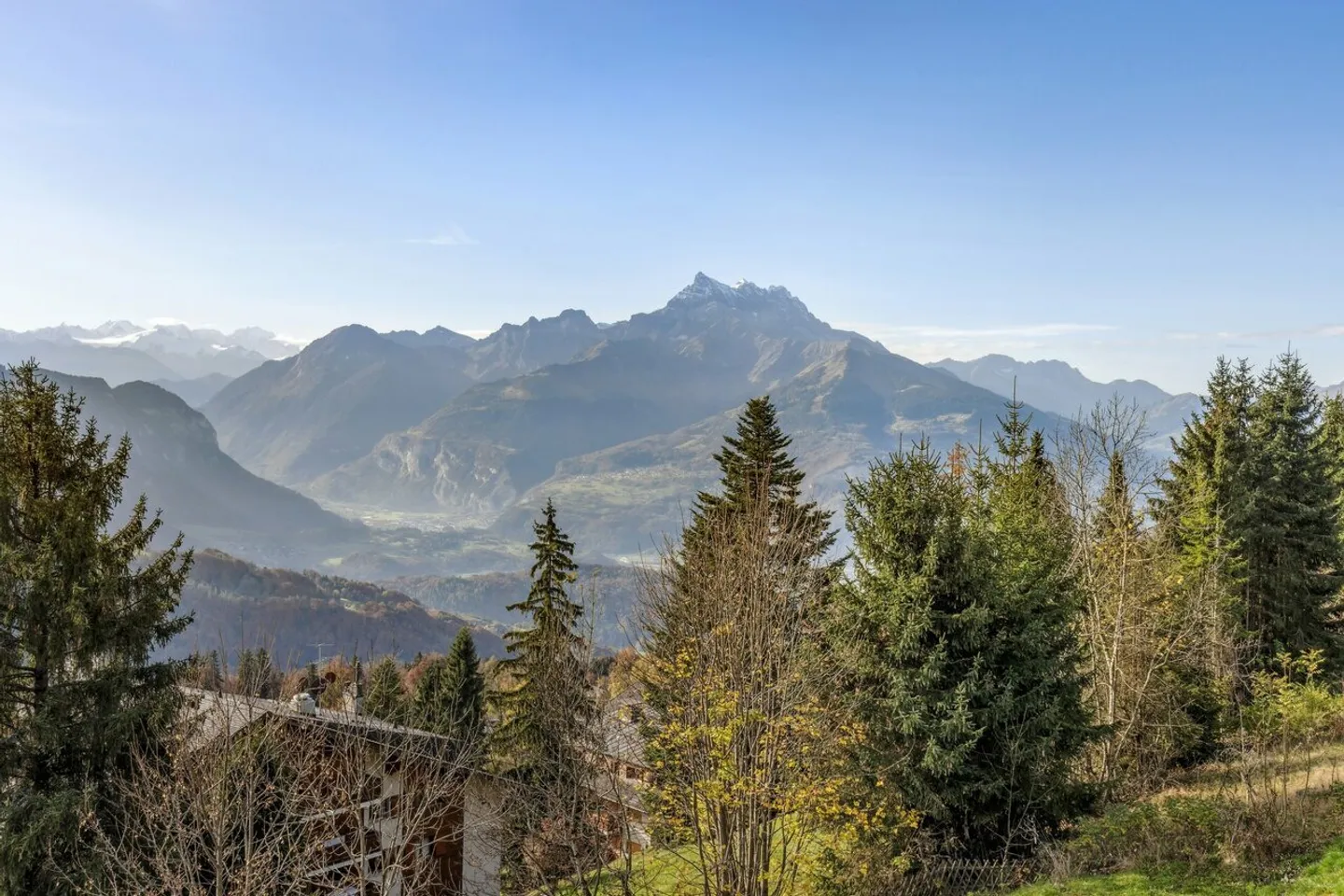 Chalet L'Etoile des Alpes, panoramic view, close to amenities - Photo 38 of 38