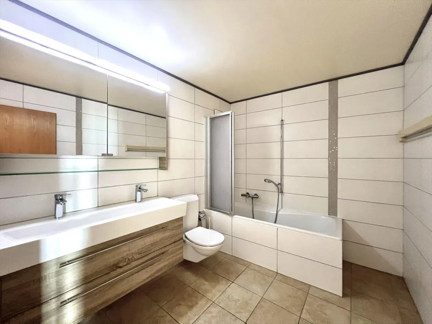 Appartamento con 3 camere da letto con vista panoramica - Bougy-Villars - Foto 13 di 13