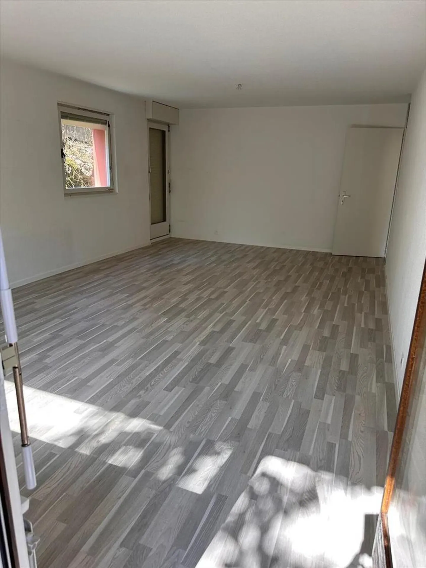 «Cornaux, zu verkaufen, 3.5-Zimmer-Wohnung, 86.5 m2 mit Balkon» - Foto 9 von 13