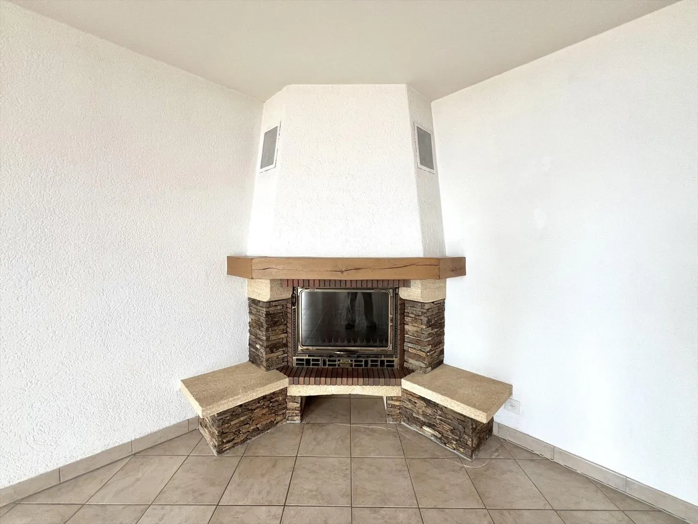 Appartamento con 3 camere da letto con vista panoramica - Bougy-Villars - Foto 6 di 13