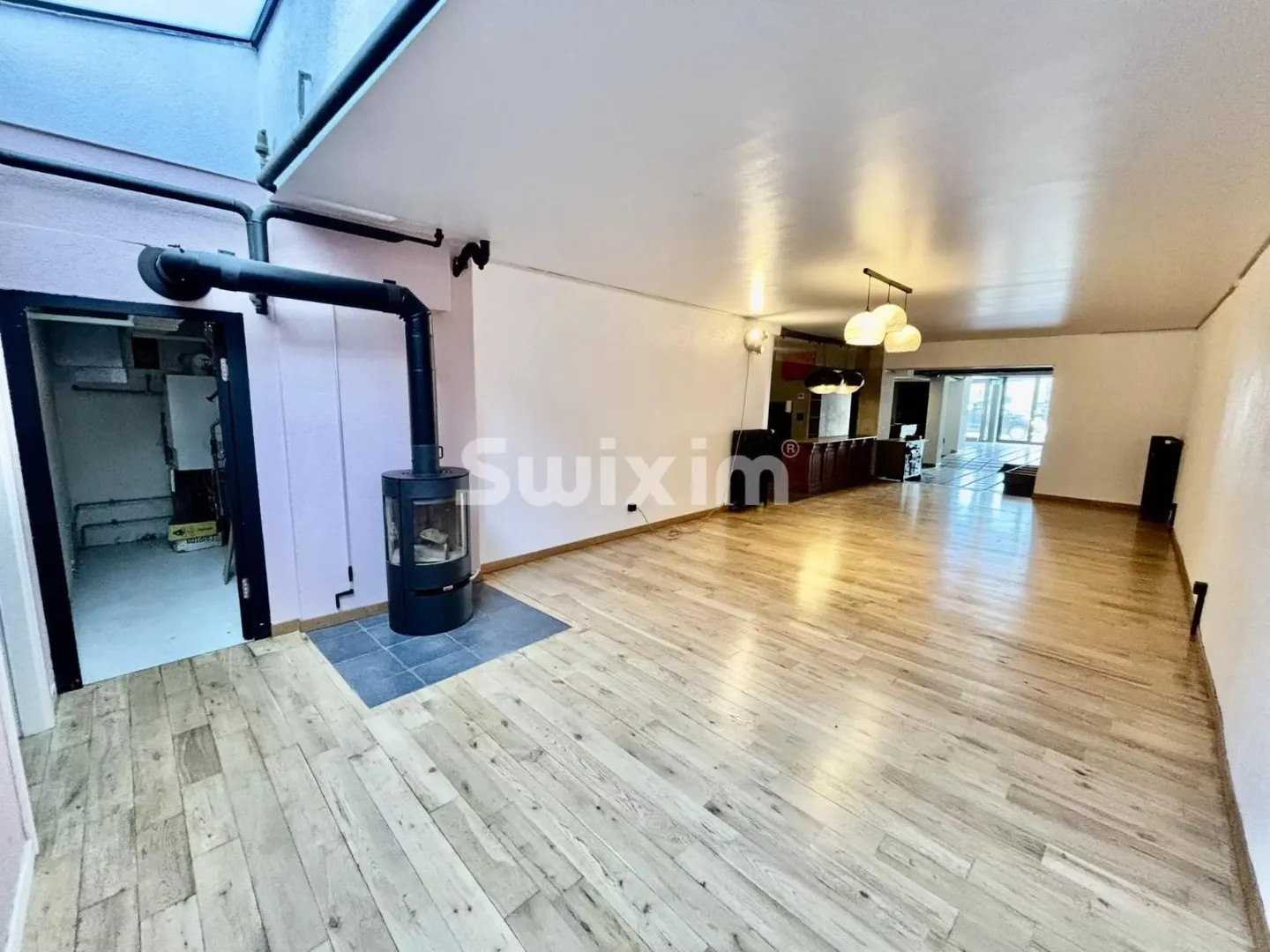 Location No. 1 for this commercial property - Photo 4 of 8