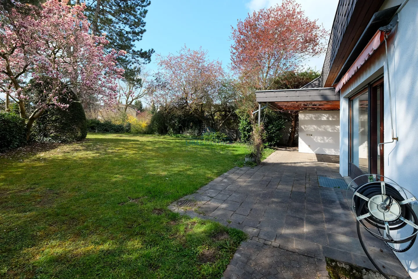 Move in & feel good - renovated home on the sunny slope of Oberwil - Photo 14 of 14