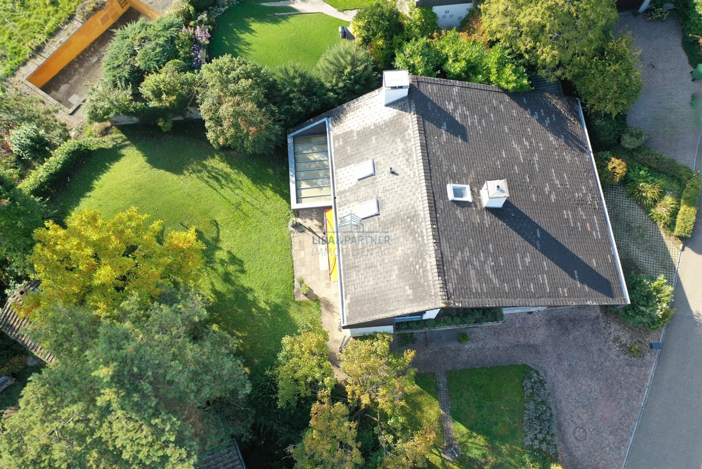 Move in & feel good - renovated home on the sunny slope of Oberwil - Photo 13 of 14