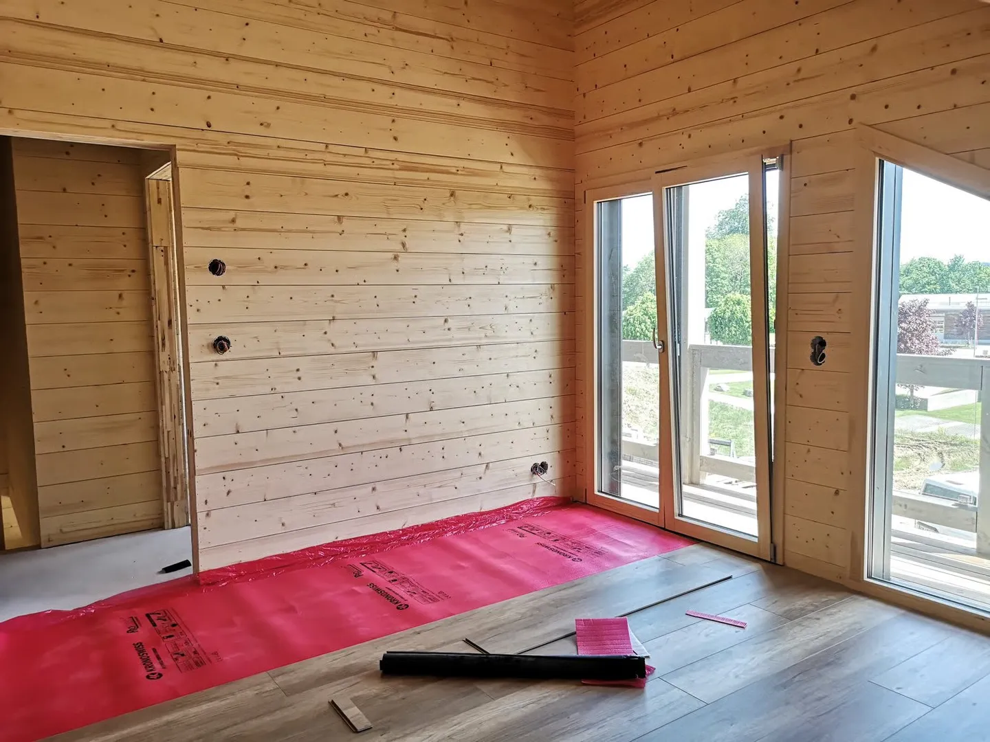 Maison moderne en madrier massif, maison sur parcelle 1288, libre de suite - Foto 22 von 27