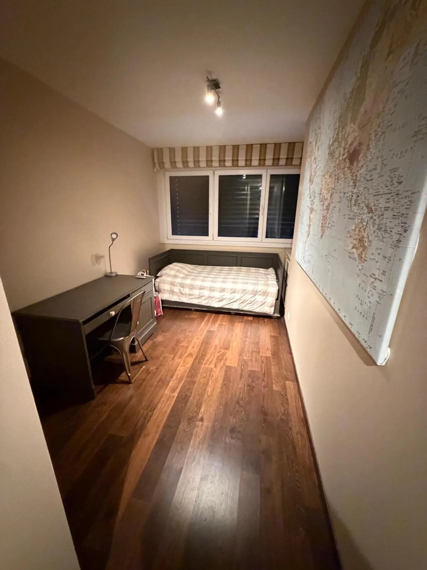 Appartement spacieux de 6 pièces - Photo 11 sur 22