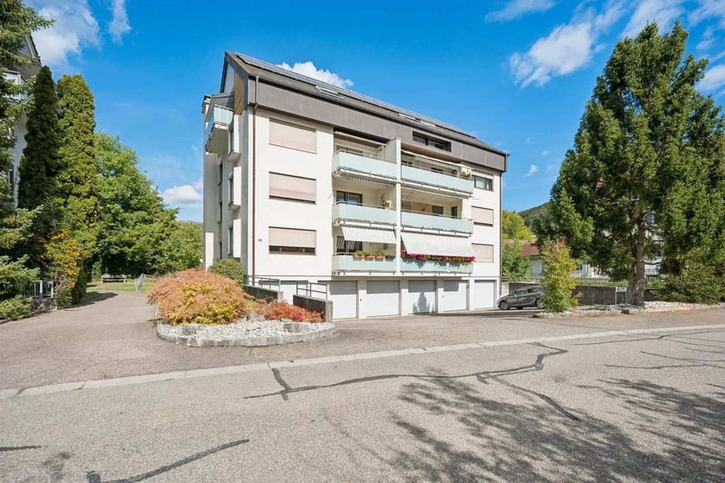 Condominium de 5,5 pièces dans les combles avec vue - Photo 1 sur 12