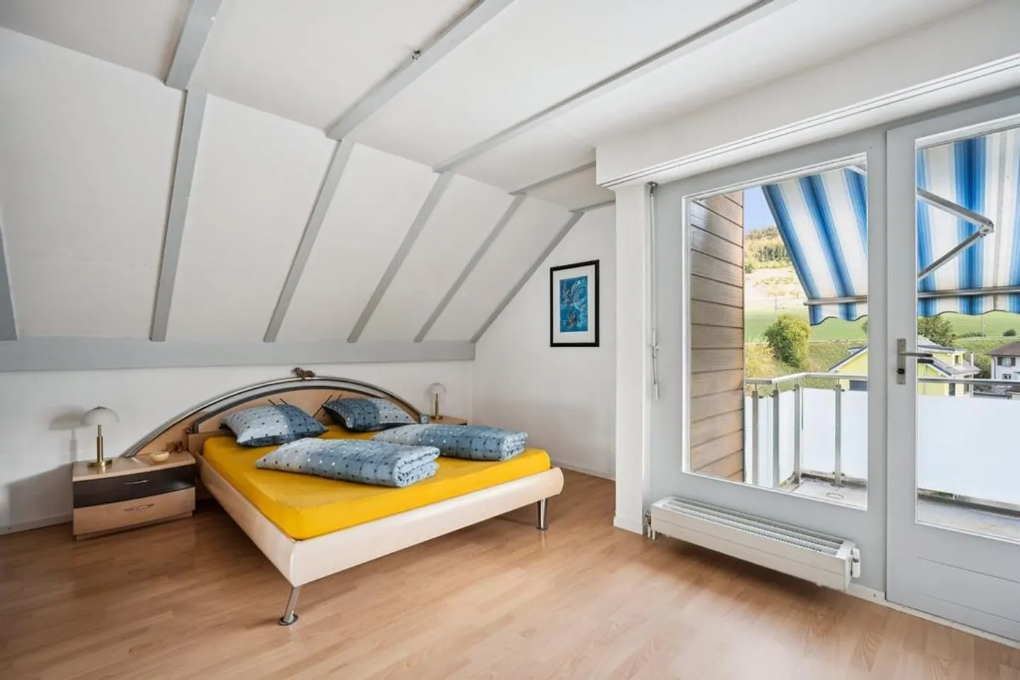Condominium de 5,5 pièces dans les combles avec vue - Photo 10 sur 12