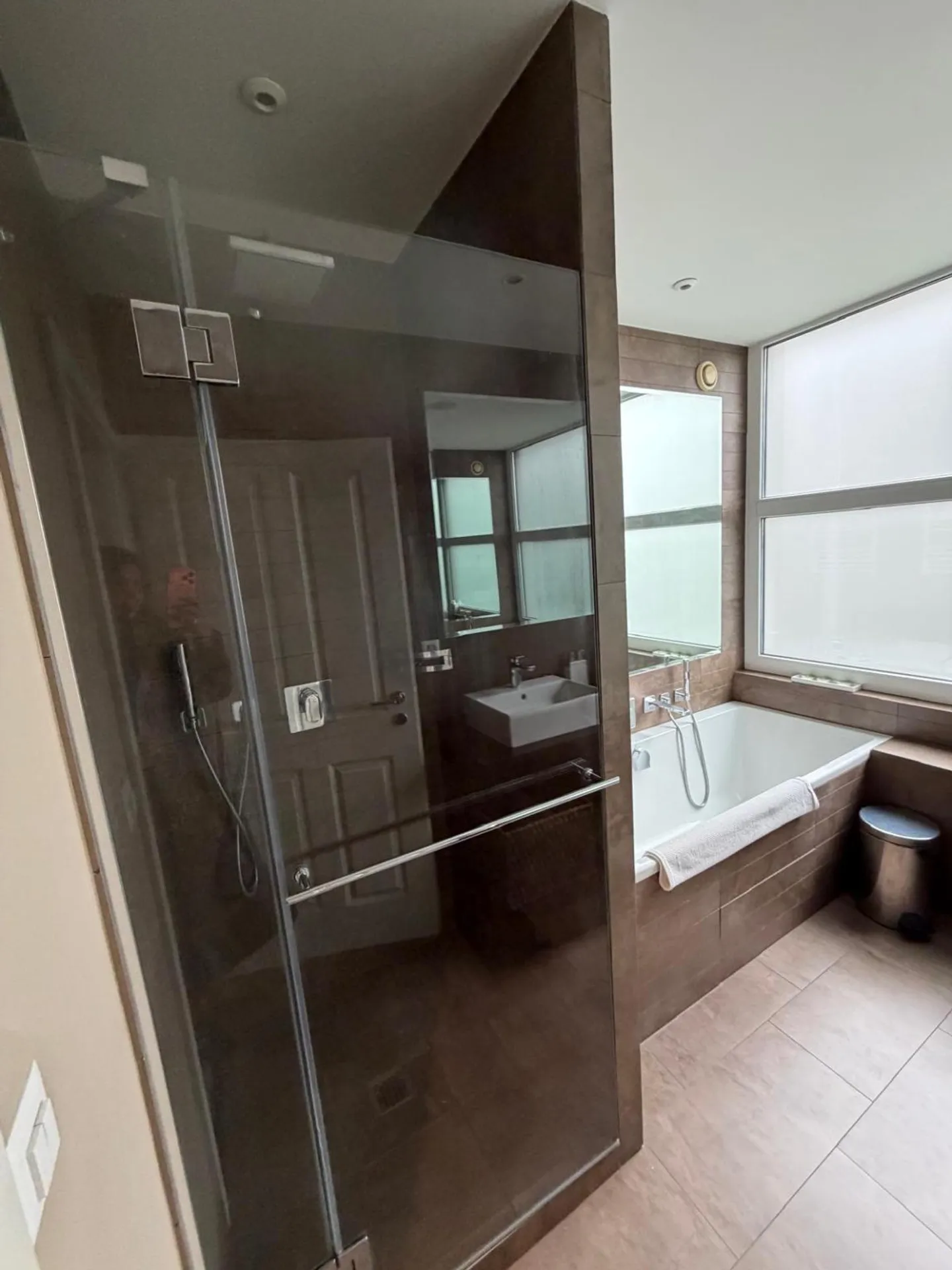 Appartement spacieux de 6 pièces - Photo 20 sur 22