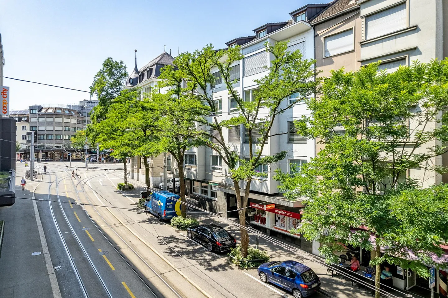 Office space in prime location in Zurich Oerlikon - Photo 2 of 4