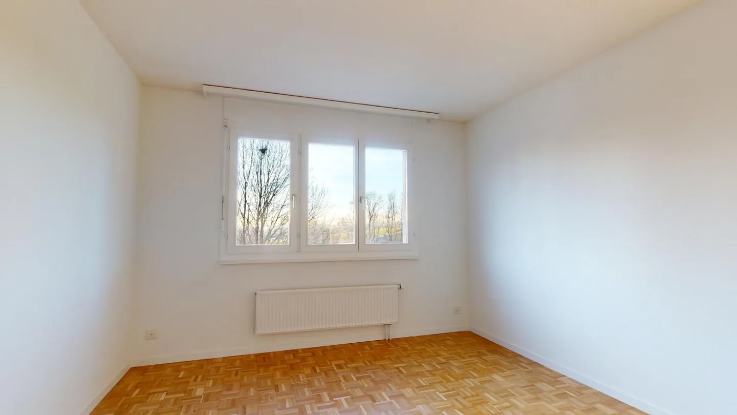 3.5 Room Apartment - Photo 4 of 7