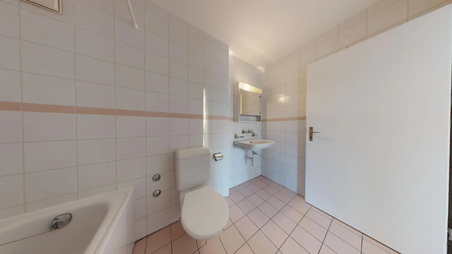 3.5 Room Apartment - Photo 6 of 7