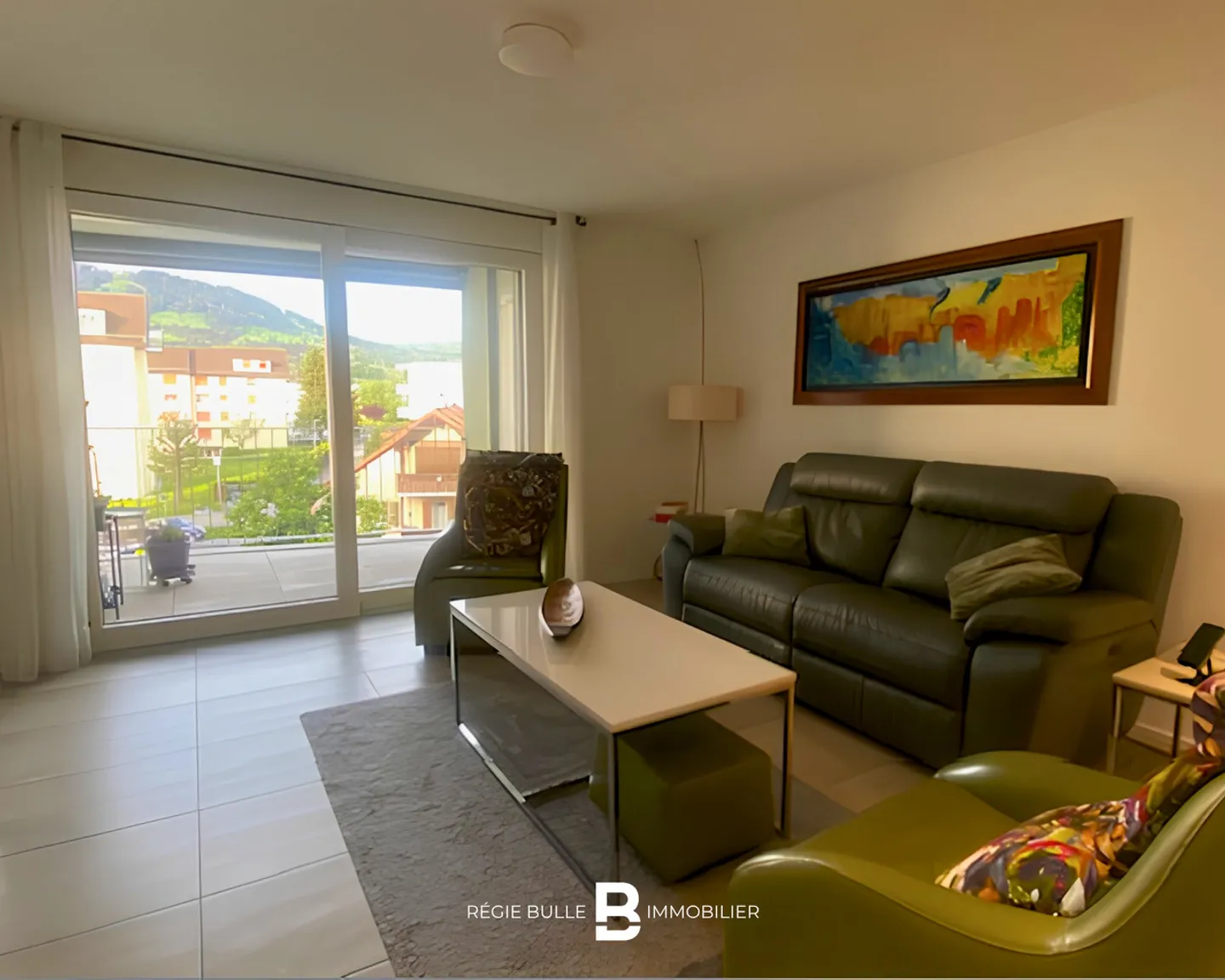 La Tour-de-Trême - Wunderschöne 4,5 Zimmer im 3. Stock zu vermieten - Foto 2 von 7