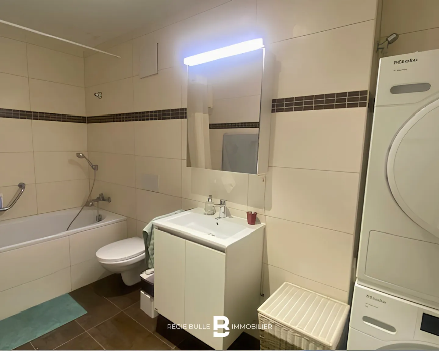 La Tour-de-Trême - Wunderschöne 4,5 Zimmer im 3. Stock zu vermieten - Foto 6 von 7
