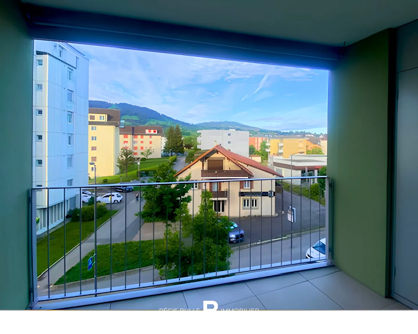 La Tour-de-Trême - Wunderschöne 4,5 Zimmer im 3. Stock zu vermieten - Foto 7 von 7
