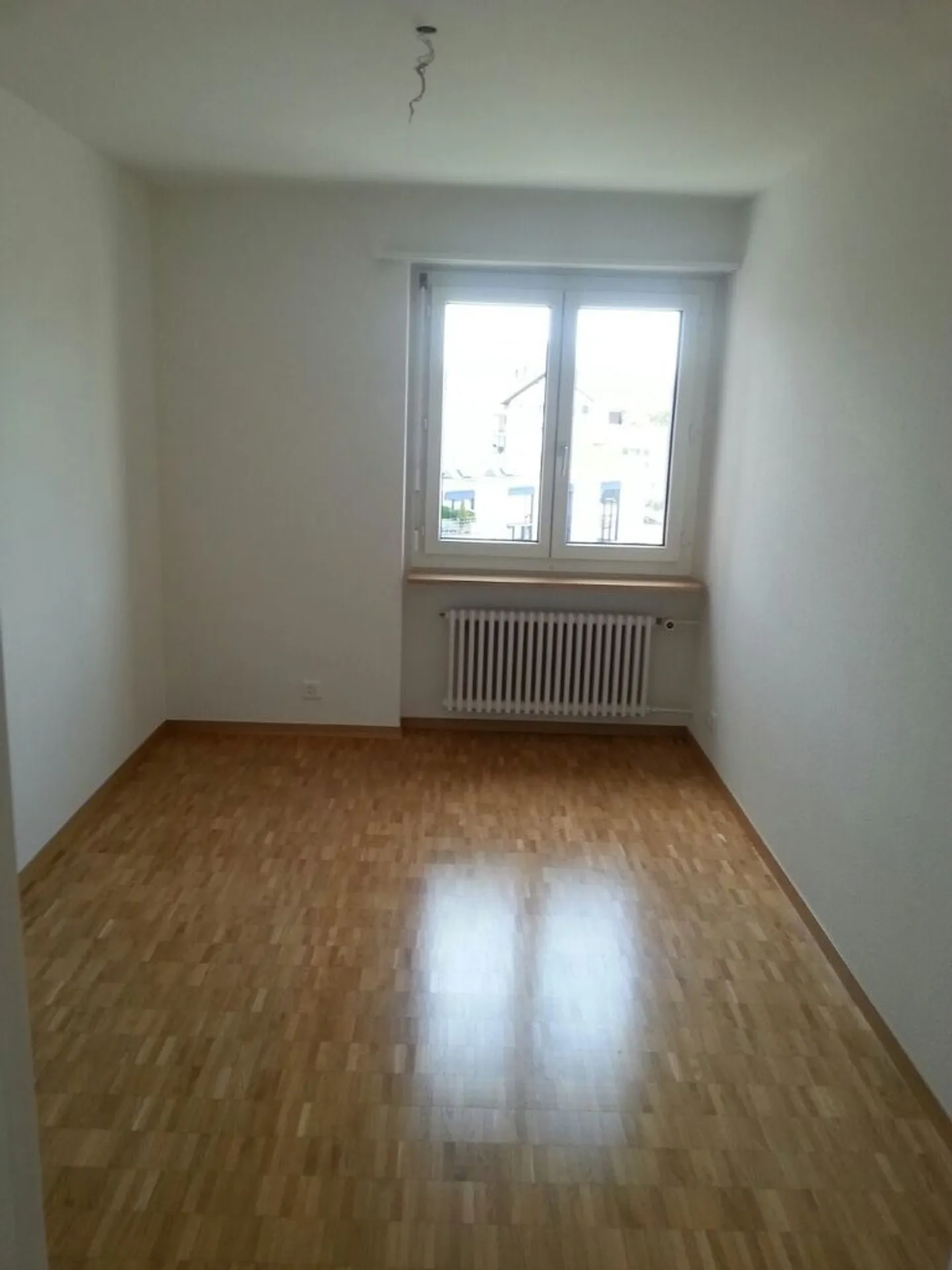 Appartamento luminoso in un quartiere tranquillo / Appartamento di 3,5 stanze al piano terra - Foto 6 di 7