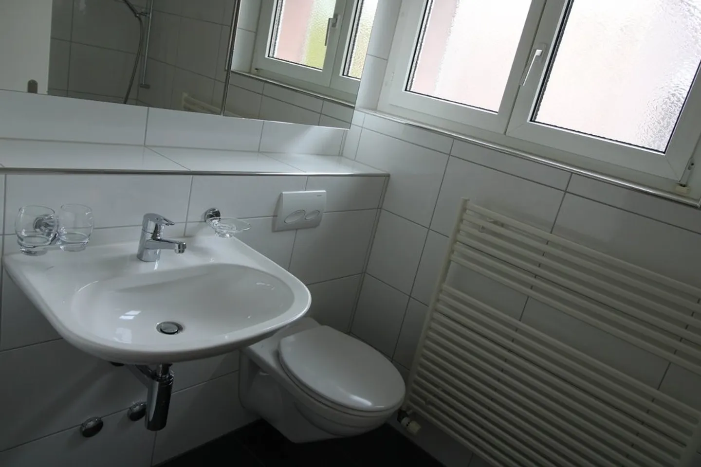 Appartamento luminoso in un quartiere tranquillo / Appartamento di 3,5 stanze al piano terra - Foto 7 di 7