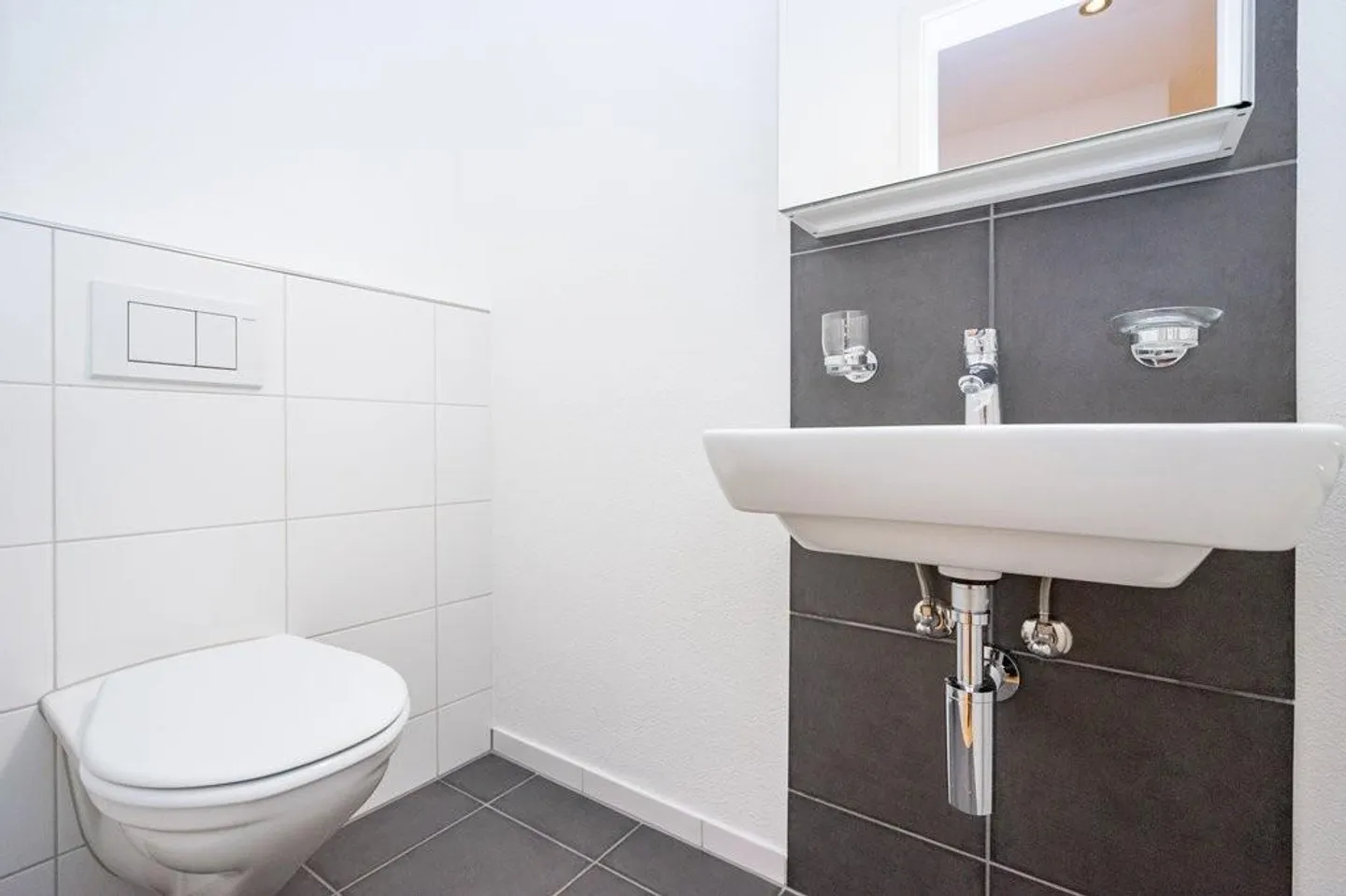Moderne 4.5-Zimmer-Wohnung mit Terrasse - Foto 8 von 8